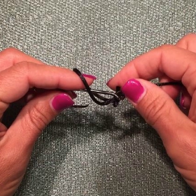 Learn how to tie a turle knot